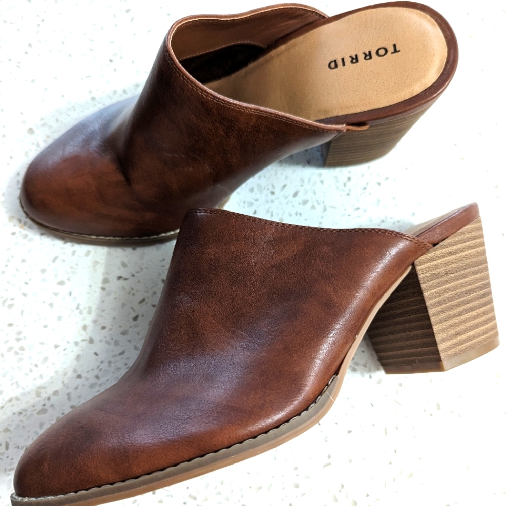 Torrid brown leather heeled mules size 9